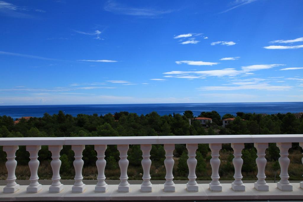 Hotel Villaclara Hospitalet De L'Infant Ngoại thất bức ảnh